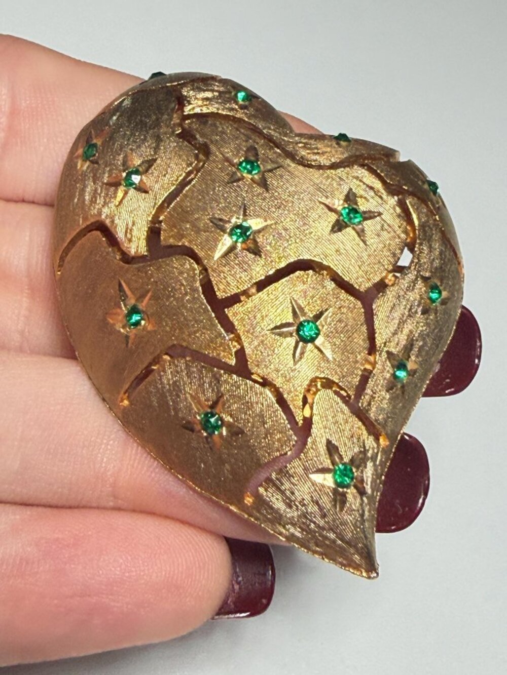 Puffed Heart Brooch Signed JJ Green Rhinestones Vintage - Picture 8 of 8